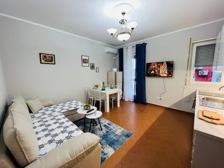 Skerdi’s Central Charm Apartment in Tirana