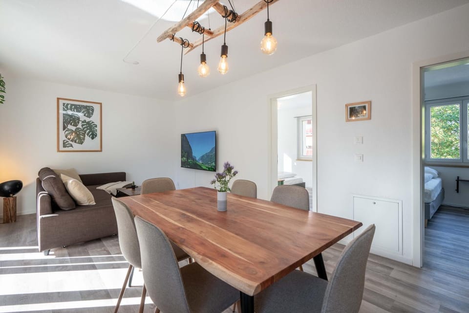 Living room, Seating area, Dining area