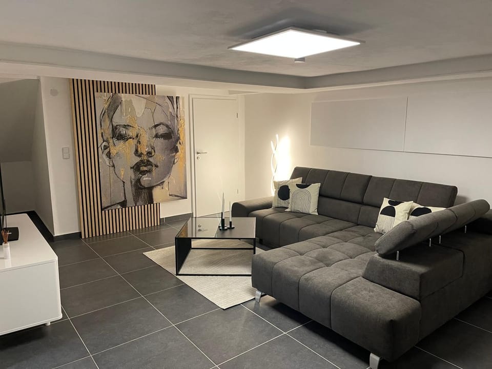 Communal lounge/ TV room, Living room, Seating area