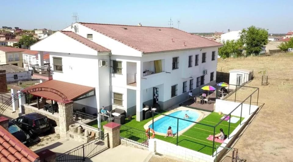 Patio, Pool view, Swimming pool, Swimming pool, Parking