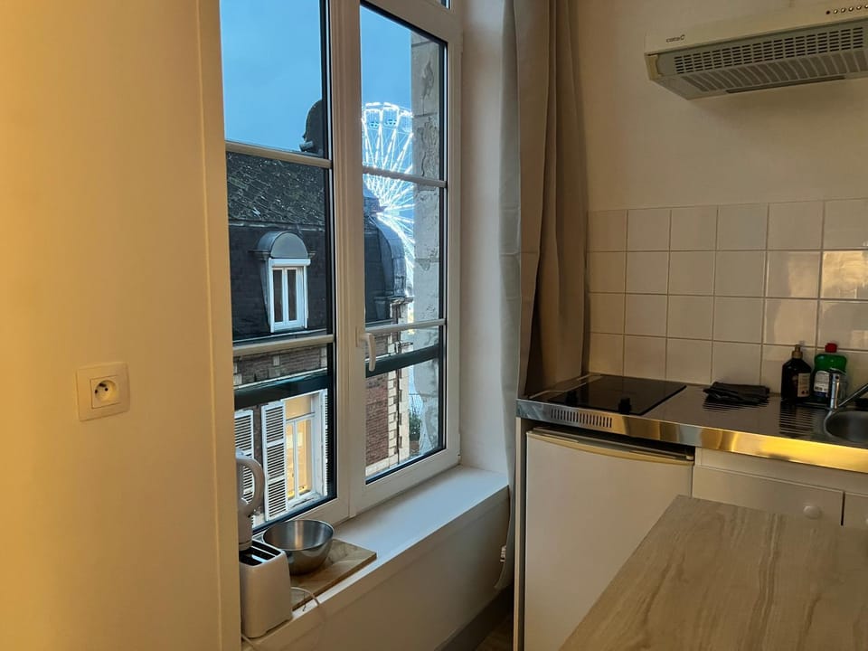 Kitchen or kitchenette, stove