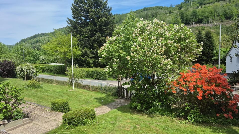 Facade/entrance, Natural landscape, Garden, Garden view, Garden view, Mountain view, Mountain view, Quiet street view, pet friendly