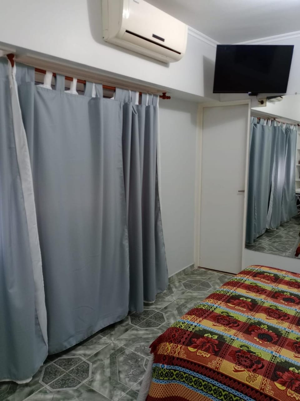 TV and multimedia, air conditioner