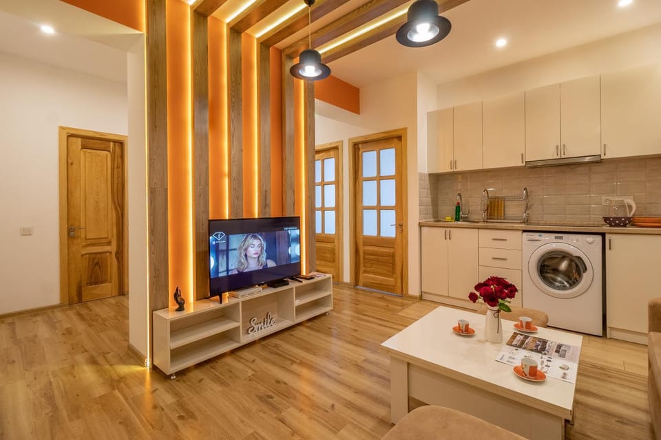 TV and multimedia, Kitchen or kitchenette, stove, washing machine