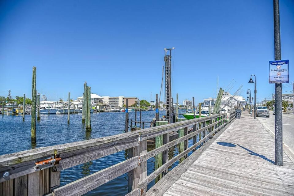 Something Fishy at Island Breeze of CB Apartment in Carolina Beach
