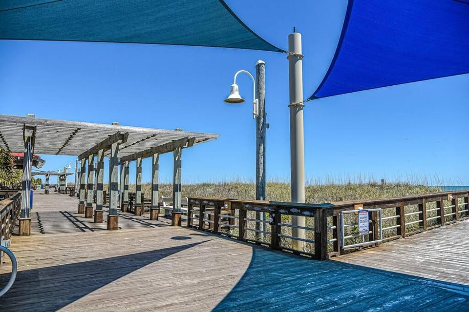 Something Fishy at Island Breeze of CB Apartment in Carolina Beach
