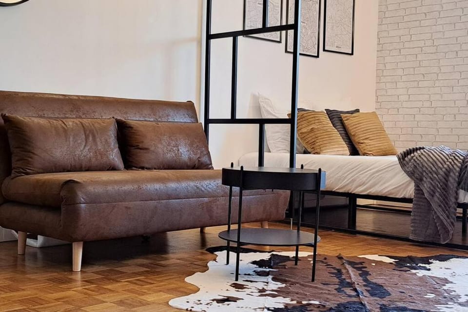 L'industriel - 2'mn du métro - aux portes de Paris Apartment in Vincennes