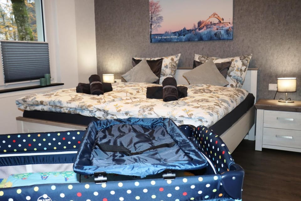 Bed, Bedroom