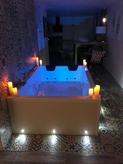 L’Appar(T) du Grand Bois - Jacuzzi - Apartment in Pays de la Loire