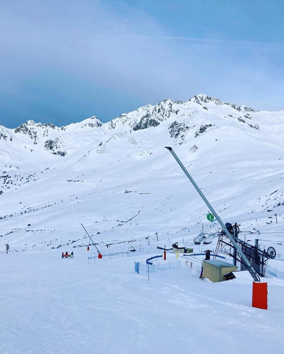 Natural landscape, Winter, Skiing