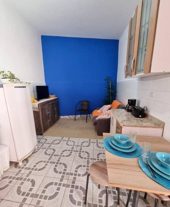 No Centro a 3 min da praia, Pet Friendly e Wi Fi Apartment in Peruíbe