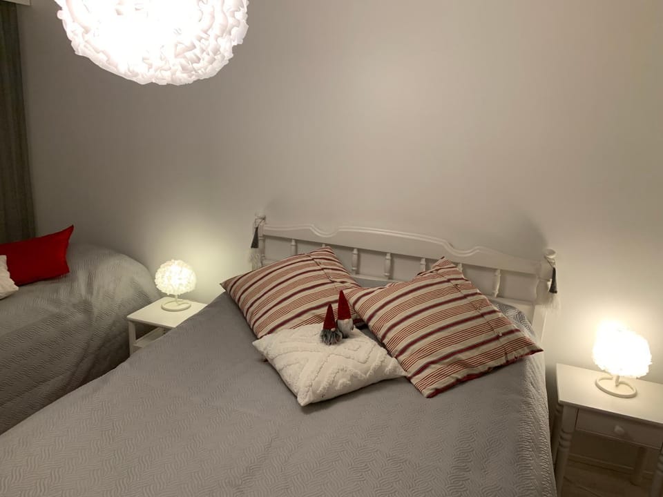 SUSIHUKKA & Punahilkka Apartments with sauna Apartment in Rovaniemi