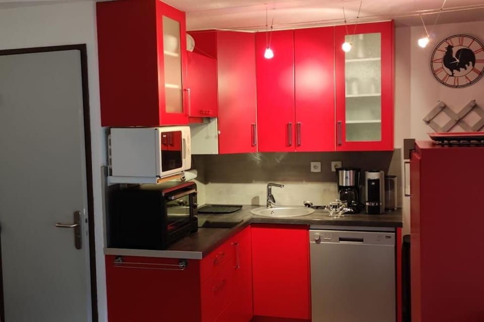 Kitchen or kitchenette, dishwasher, minibar, pet friendly