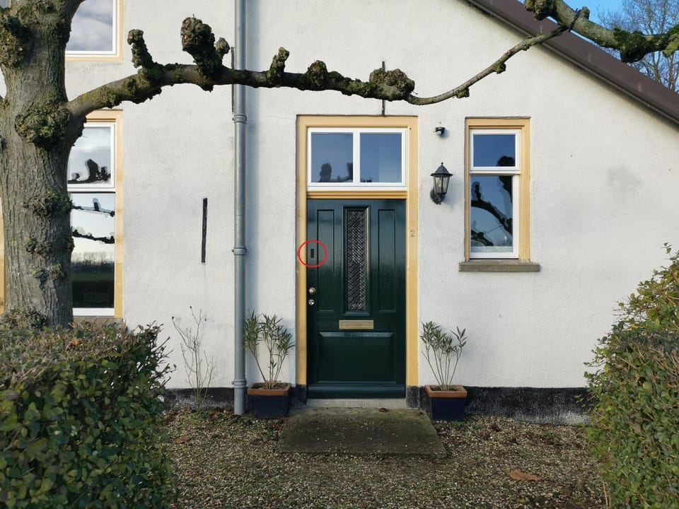 Facade/entrance