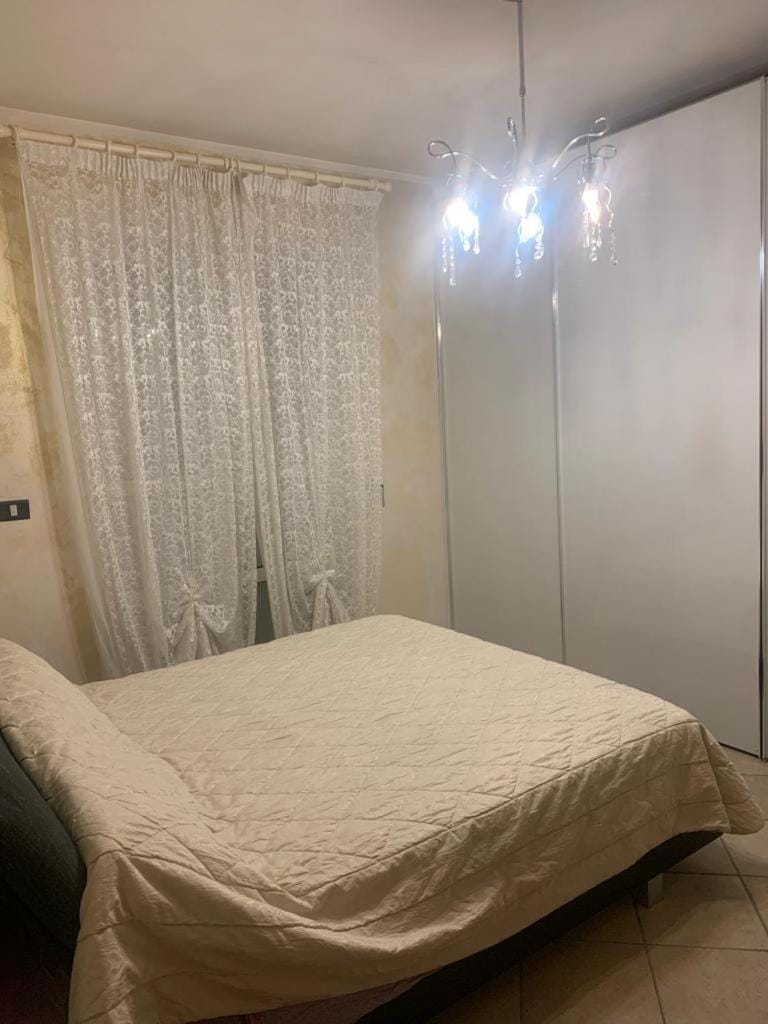 Bed, Photo of the whole room, Bedroom, wardrobe