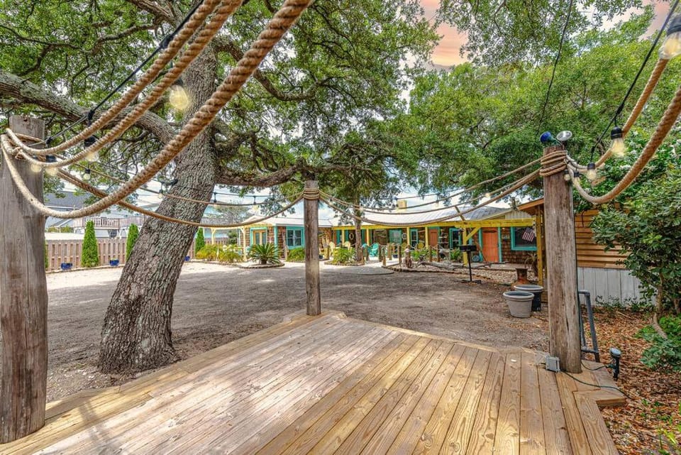 Captain's Quarters at Island Breeze of CB Apartment in Carolina Beach