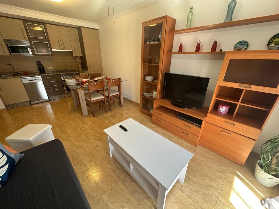 Kitchen or kitchenette, Living room, Dining area