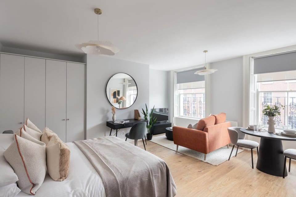 Living room, Bedroom