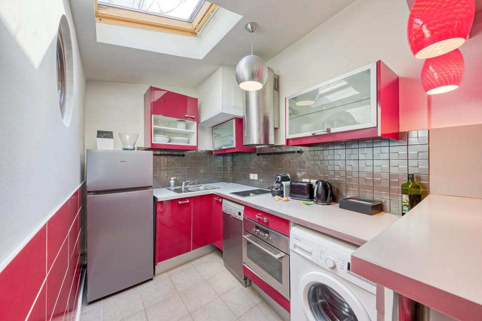 Coffee/tea facilities, toaster, kitchen