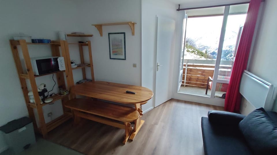 Balcony/Terrace, Living room