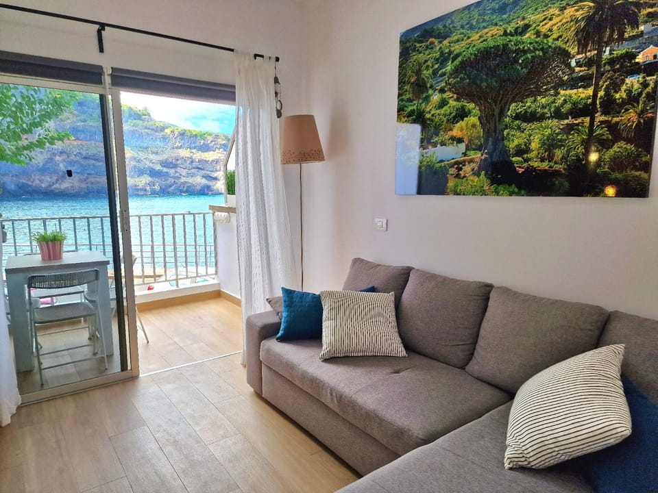 Balcony/Terrace, Living room