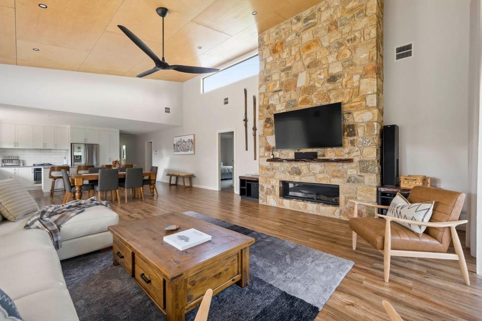 52 Mountain Mist House in Porepunkah