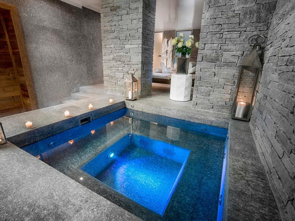 Chalet de Luxe à Megève avec Piscine et Spa - FR-1-569-171 Chalet in Megève