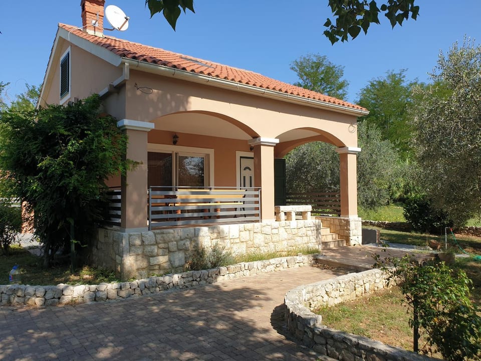 Holiday Home Borna House in Zadar County