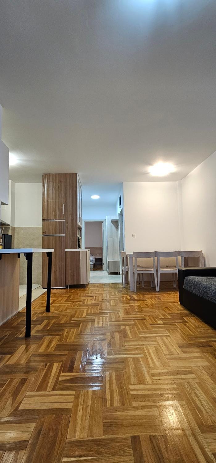 Kitchen or kitchenette, Living room, Seating area, Dining area