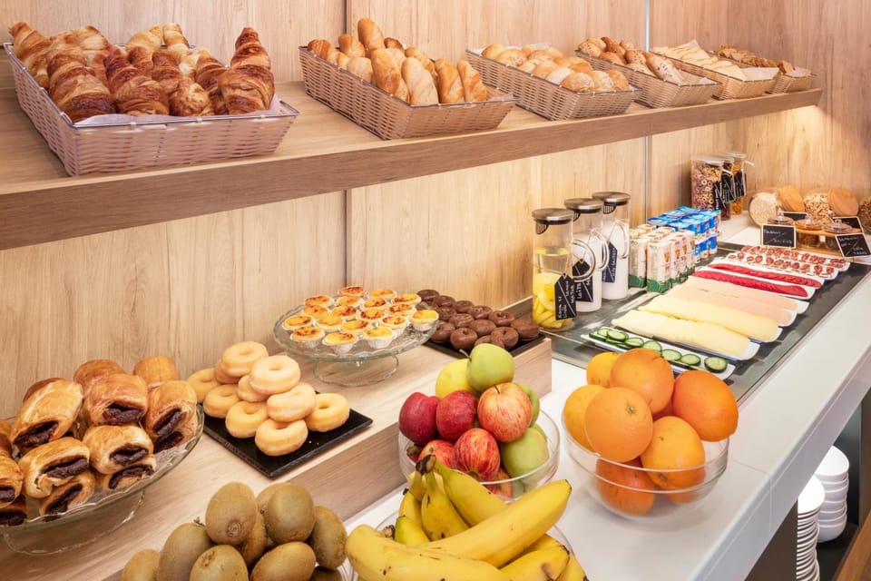 Buffet breakfast