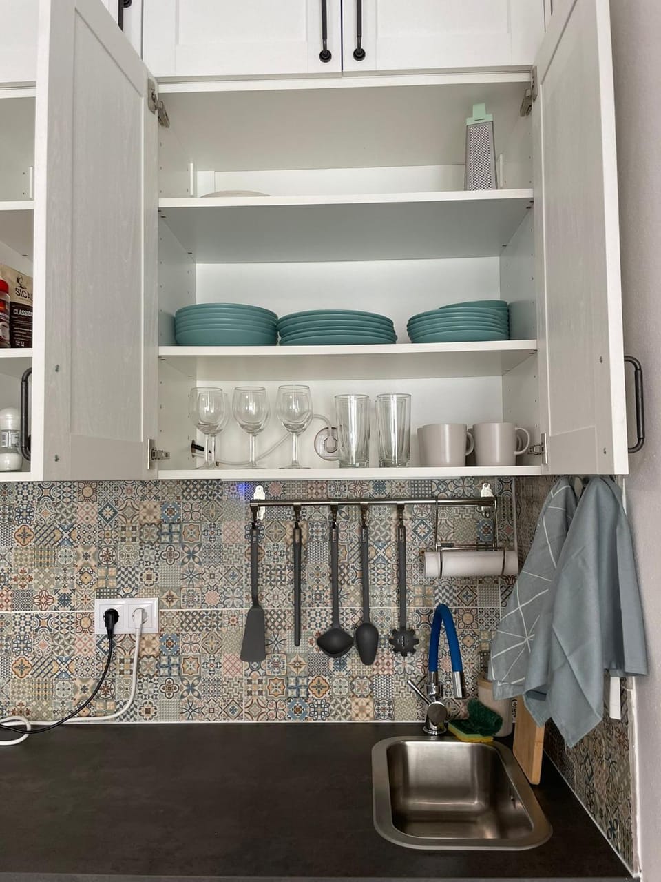 Kitchen or kitchenette, Kitchen or kitchenette