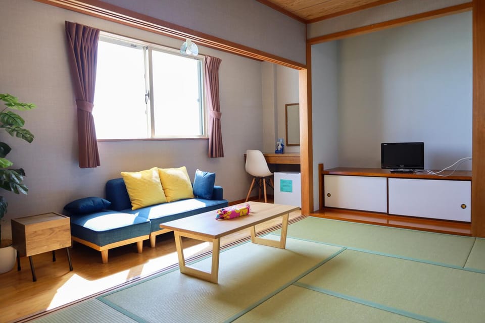 Hotel NALU　ホテルナル Hotel in Japan