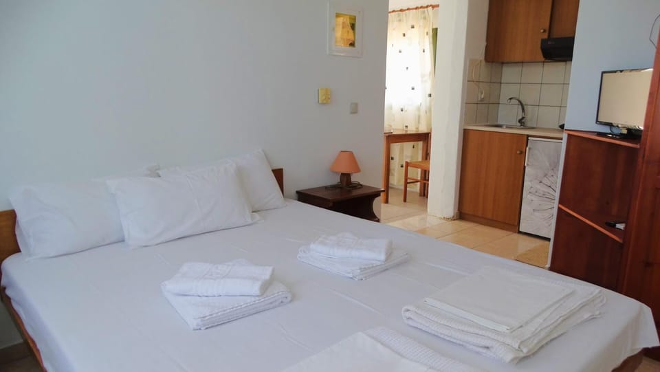 Bed, Photo of the whole room