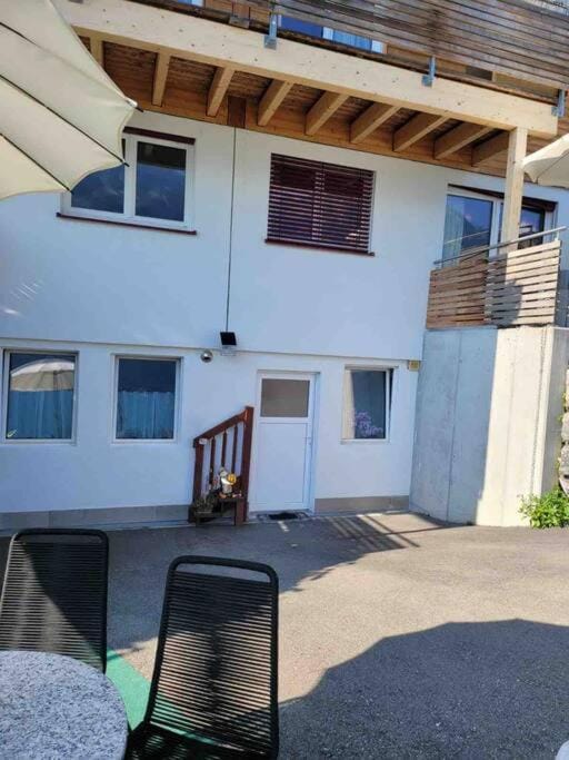 Lakeview Basement Apartment near Interlaken Apartment in Canton of Bern (Region)