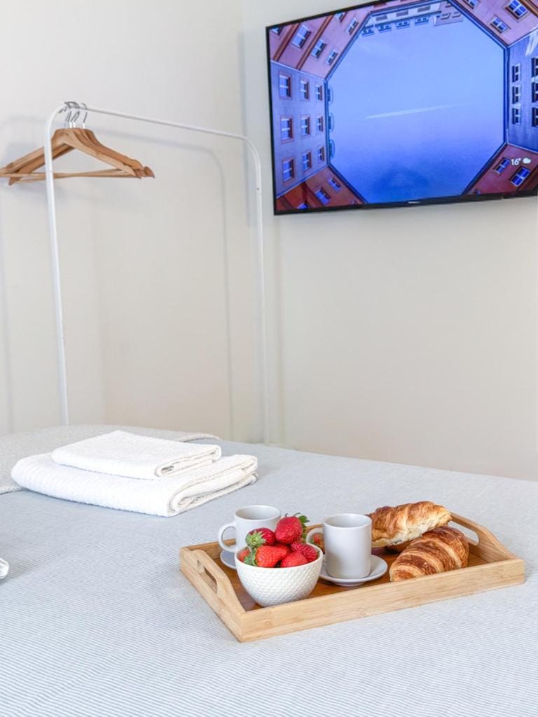 Room in the Heart of Historic Lisbon on Rua Augusta Vacation rental in Lisbon