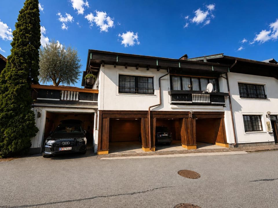 Property building, Street view, Parking
