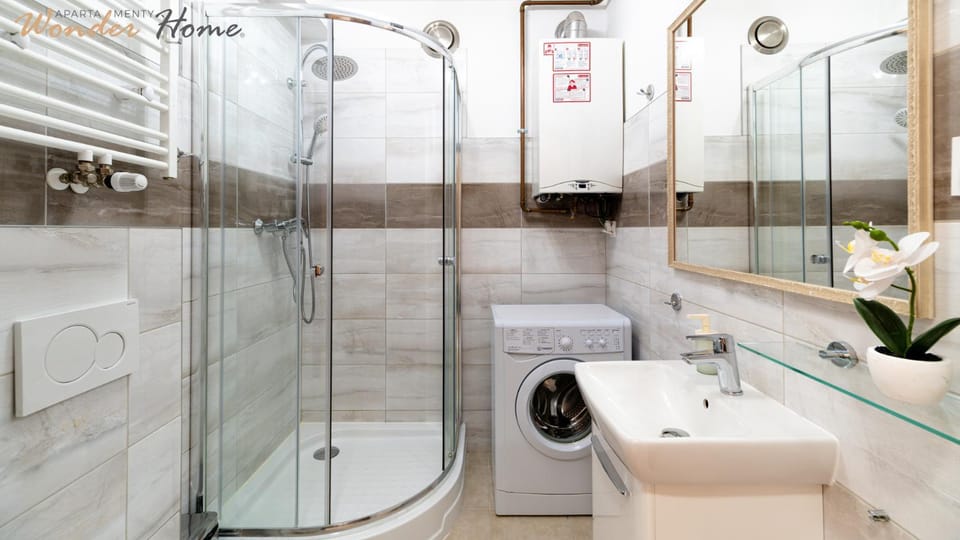 Shower, Bathroom, washing machine