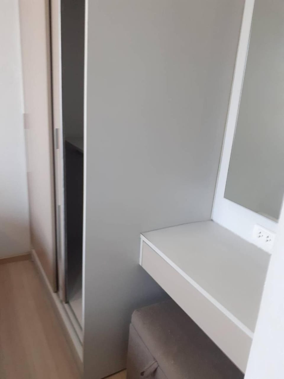 wardrobe