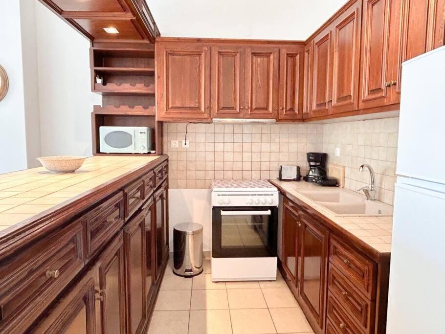 Coffee/tea facilities, Kitchen or kitchenette, minibar, pet friendly, stove, toaster