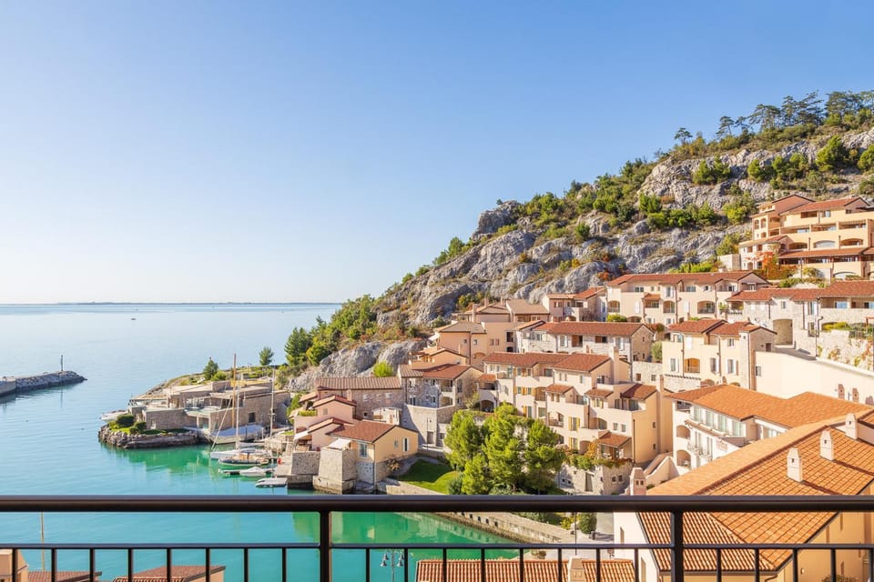 Day, Natural landscape, Sea view