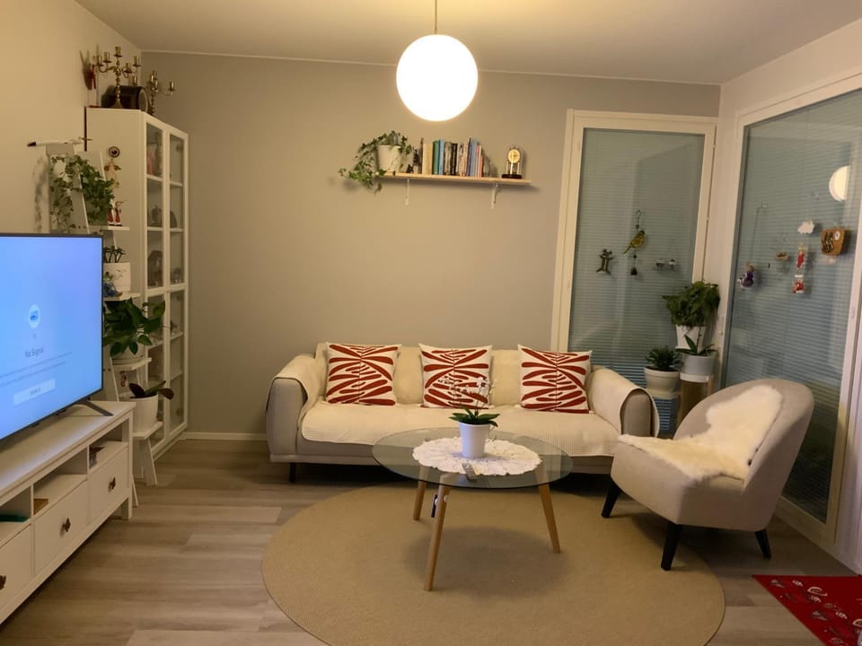 QnQ homestay - Private room in the shared detached house Apartment in Helsinki
