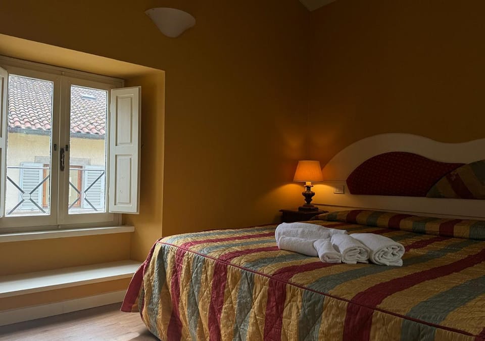 Bed, City view