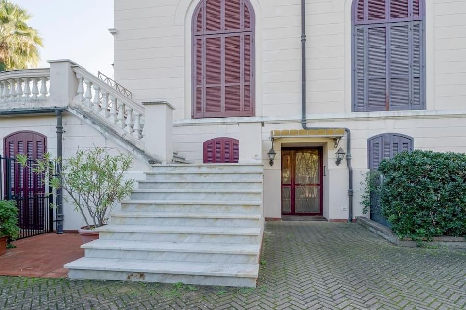 Casa Erbusin - 2 Bedrooms - WiFi - Pool Apartment in Bordighera