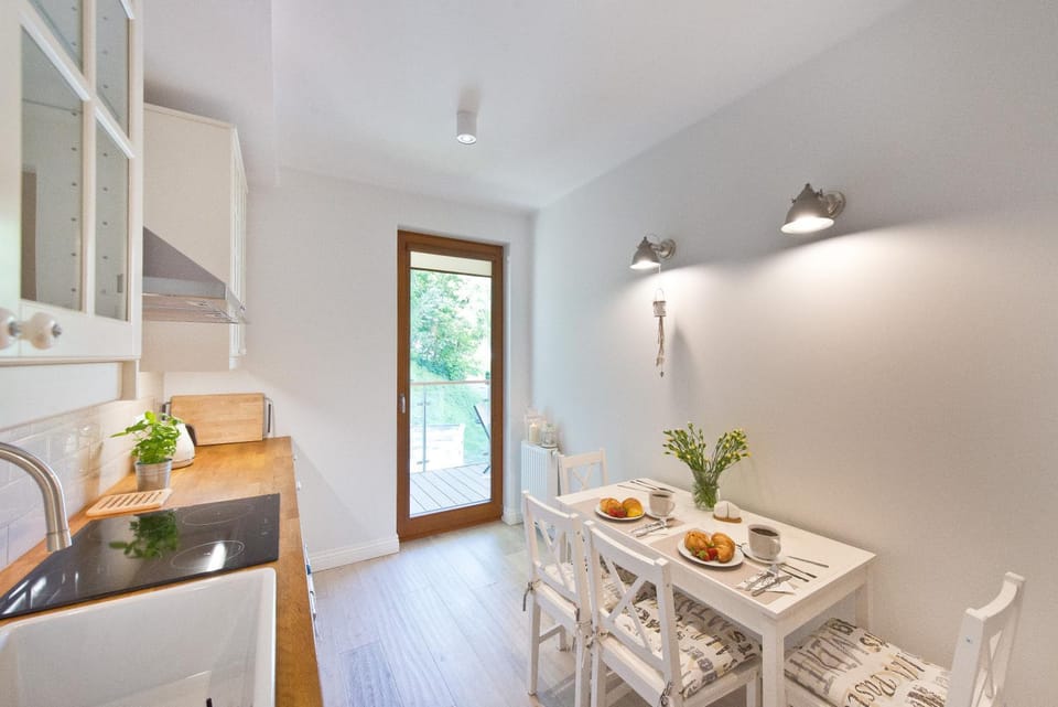 TV and multimedia, Coffee/tea facilities, Balcony/Terrace, Kitchen or kitchenette, Living room, Fitness centre/facilities, Seating area, Dining area, Area and facilities