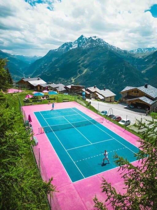 Chalet La Rosière Pré du Four Domaine skiable la Rosière Chalet in Montvalezan