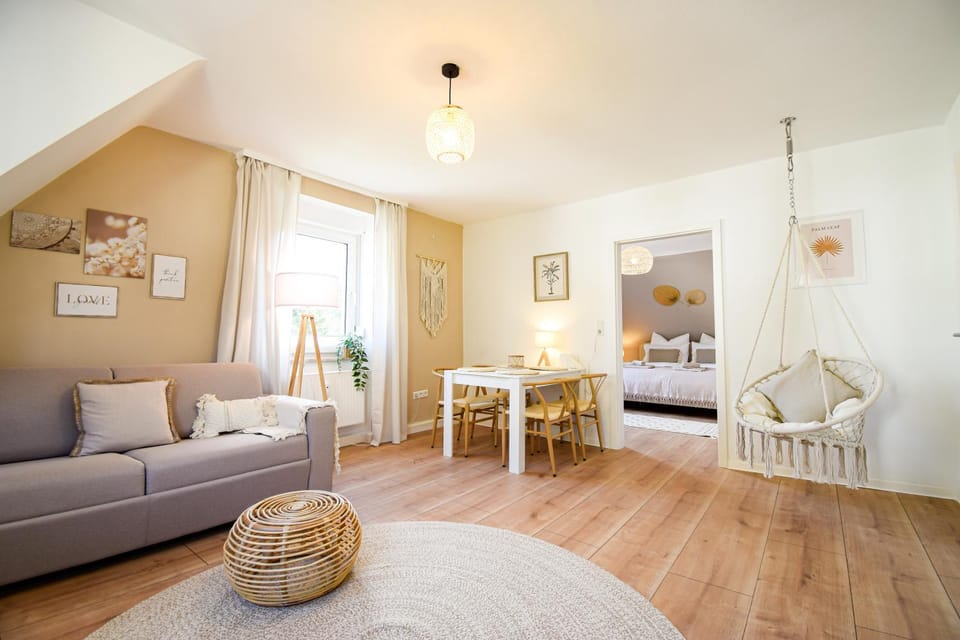 Living room, Photo of the whole room, Seating area