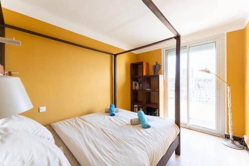 Vue mer Plage Catalans Vieux Port Clim - 2 chambres Apartment in Marseille