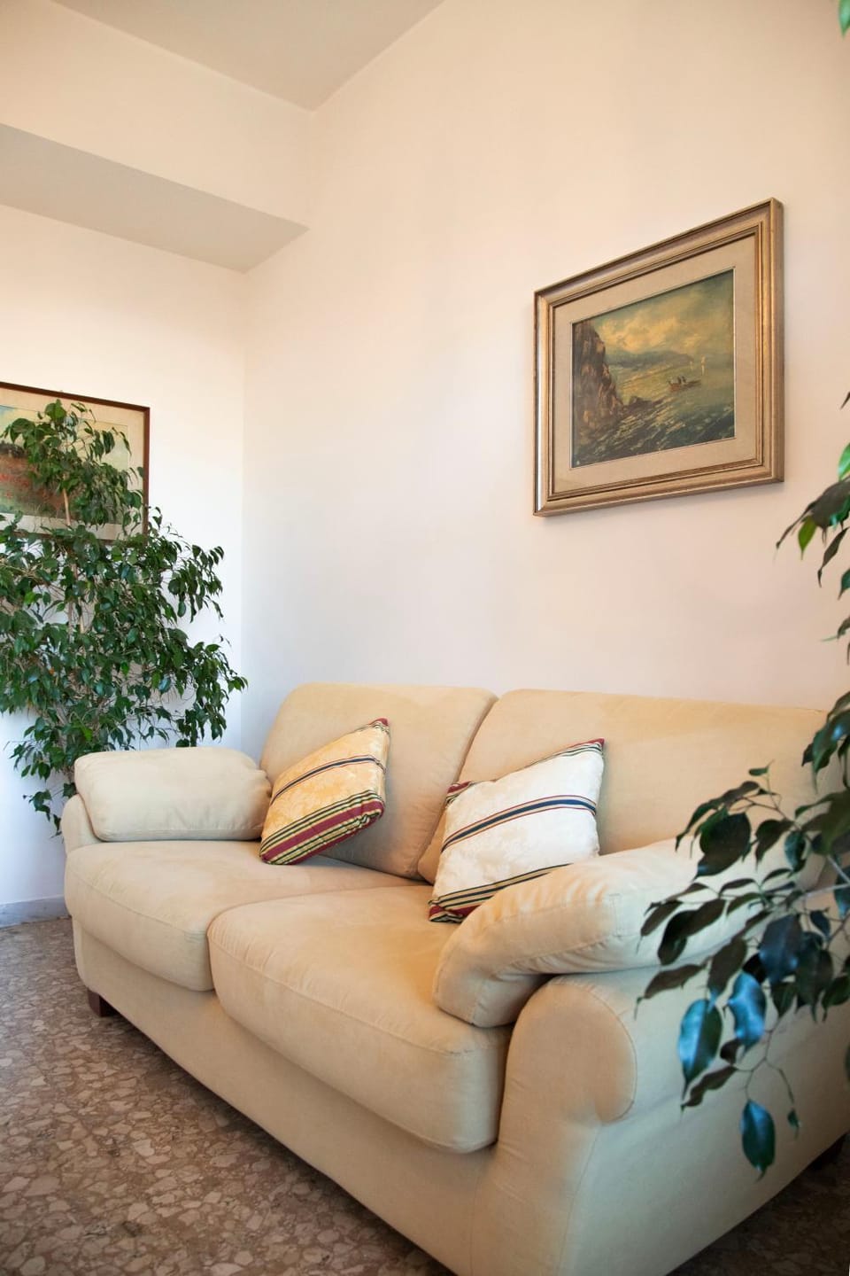 AURELIA LORIS HOUSE House in Rome