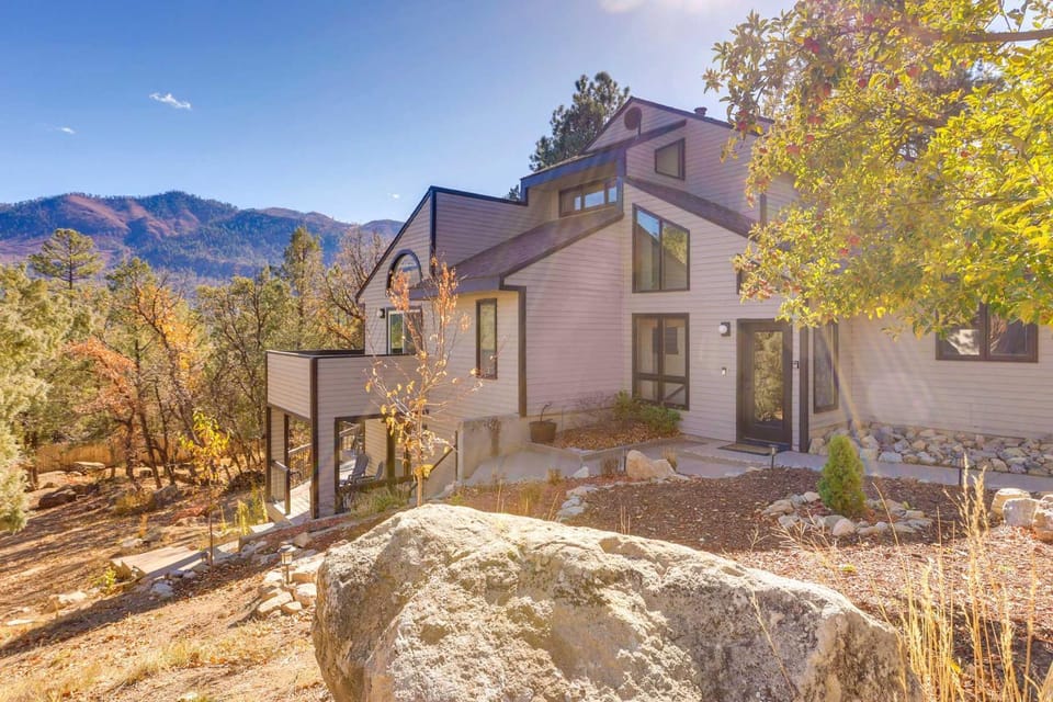 Near Trails! Sun-Drenched Durango Escape w/ View House in La Plata County