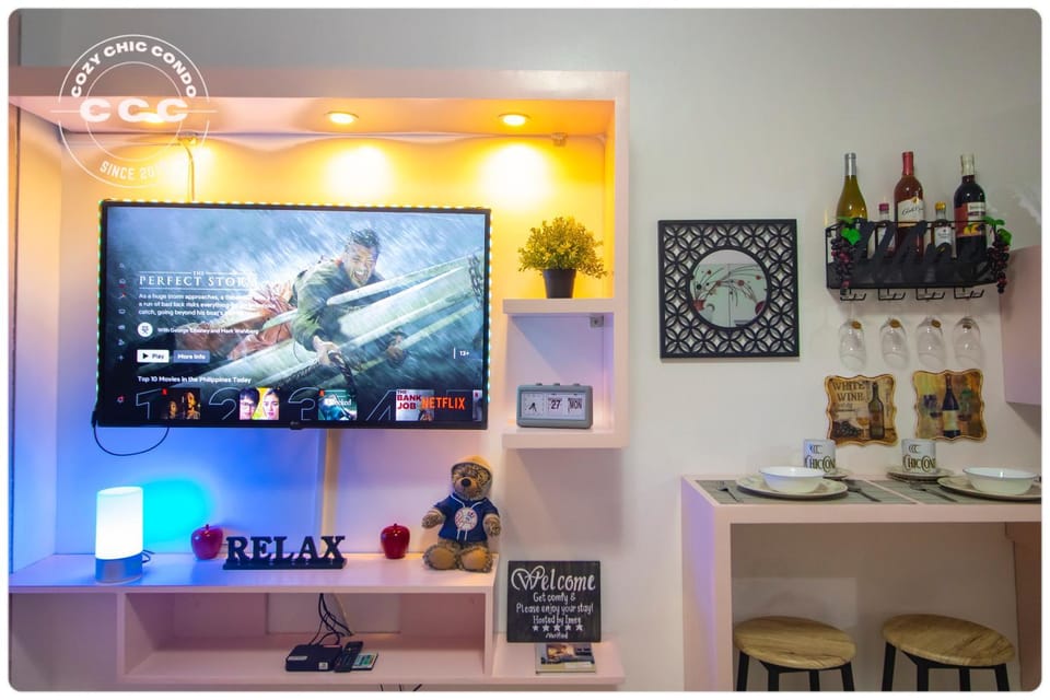 Communal lounge/ TV room, TV and multimedia, Lounge or bar